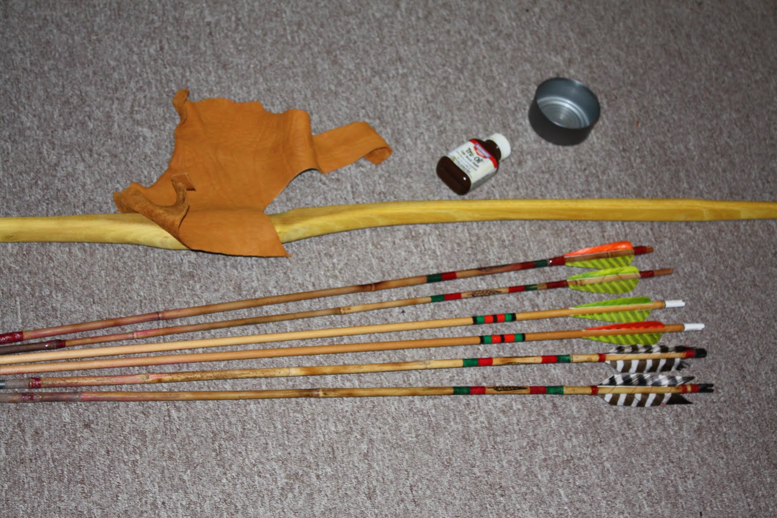 self-made homemade Osage-wood self bow (not a commercial product)